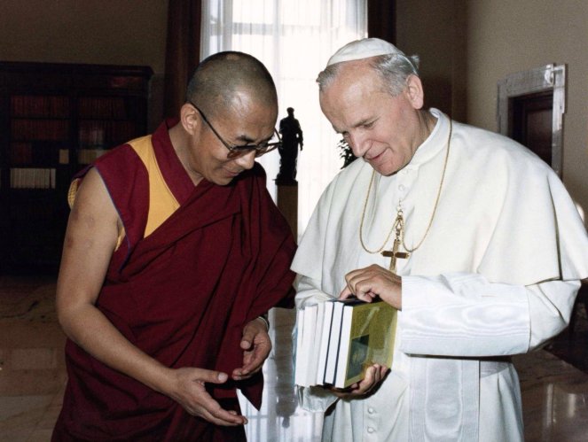 pope and dalai lama